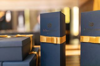 Coffret cadeau entreprise, ce que l'URSSAF autorise vraiment